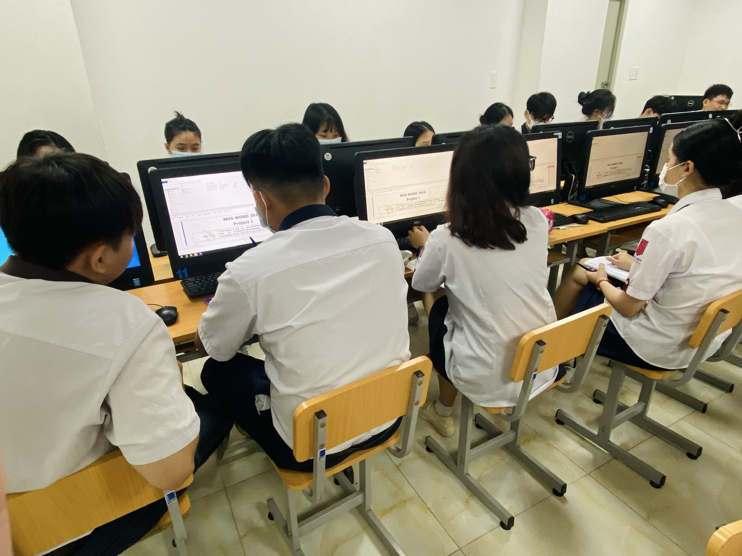 lựa chọn phân ban