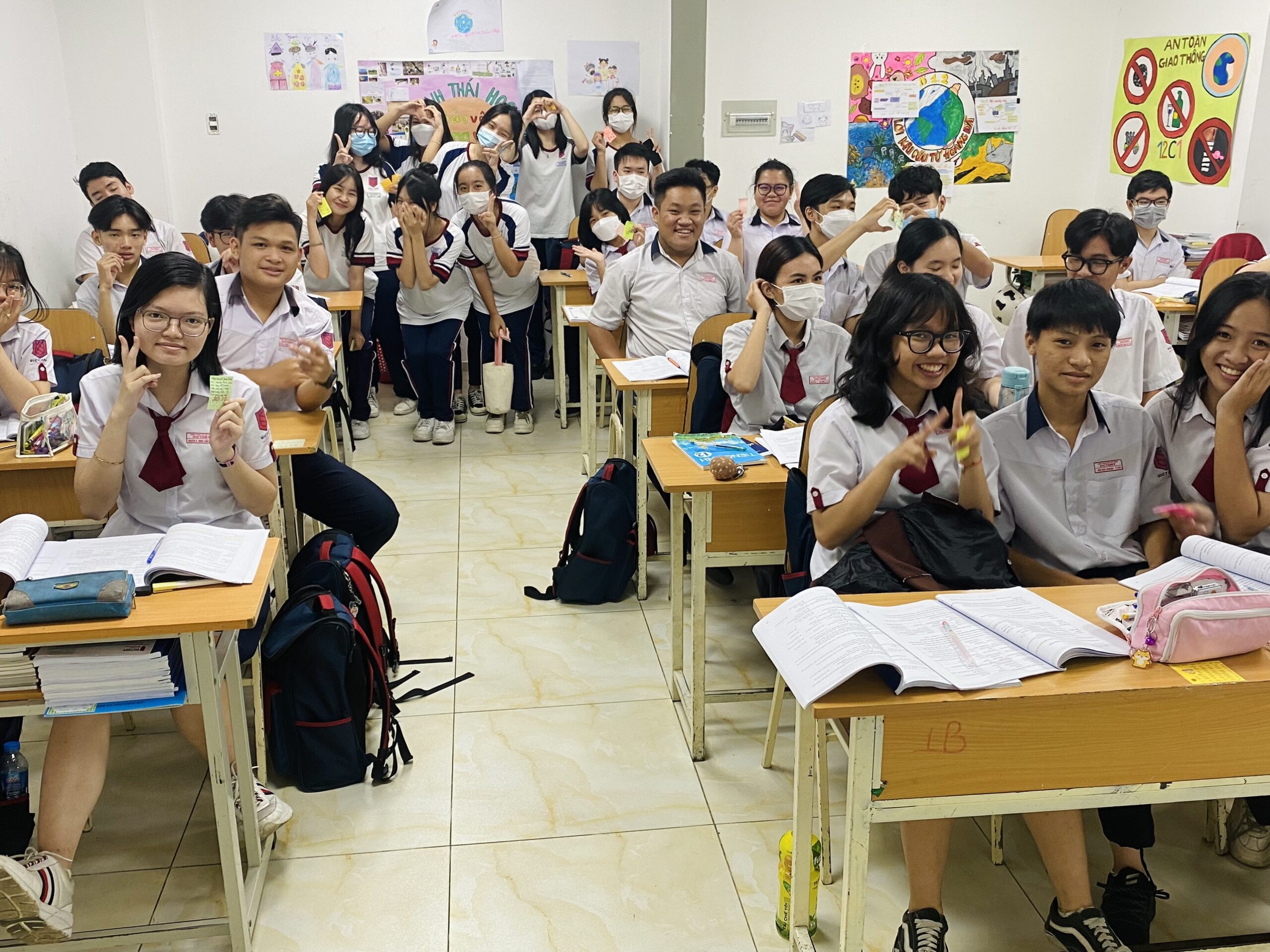 CLB truyền thông VMC chào mừng 20/10
